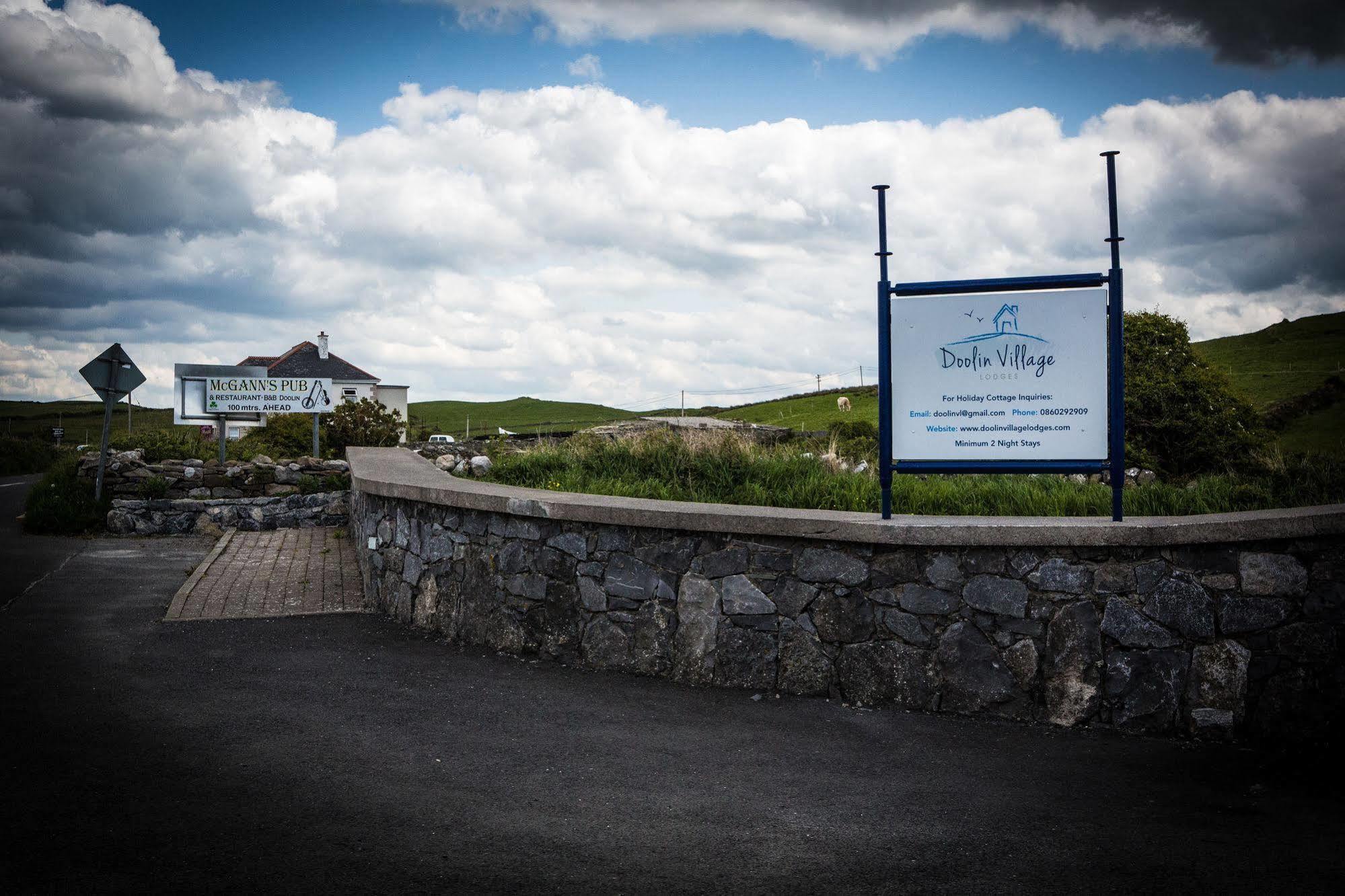 Doolin Village Lodges Exterior photo